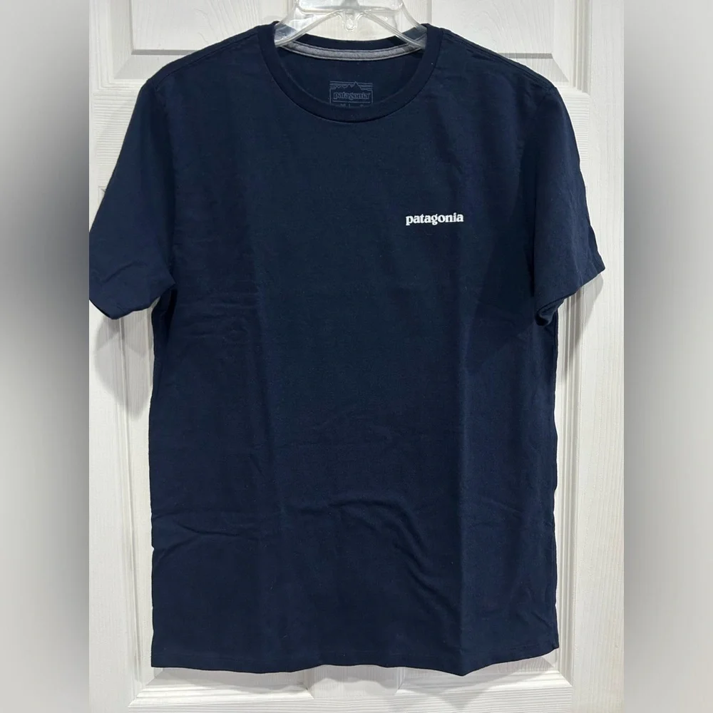Patagonia Men's Small Fitz Roy Icon Responsibili-Tee T-Shirt New Navy Blue NWT